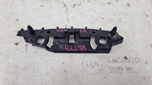 Праве кріплення переднього бампера LJ6Z17C946A FORD
