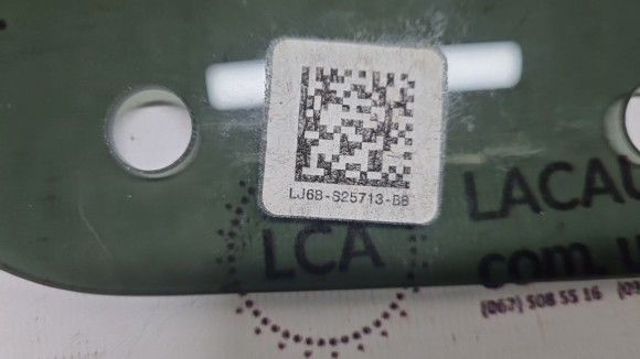 Скло задніх дверей, лівих LJ6Z7825713B FORD