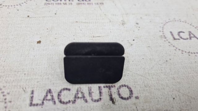 Кліпса термоізоляції капота W709688S300 FORD