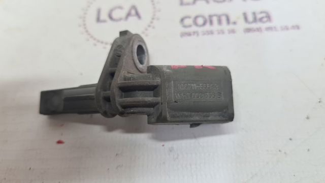 Датчик АБС (ABS) задній правий WHT003856B VAG