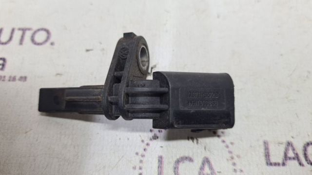 Датчик ABS передній правий WHT003856D VAG