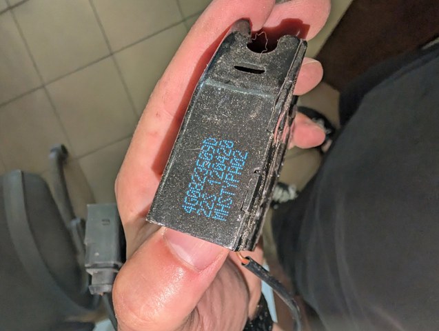 Запор капота (замок і привід замка капота) 4G0823509D VAG
