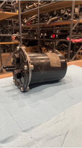 Фільтр тонкого очищення палива 164003263R RENAULT