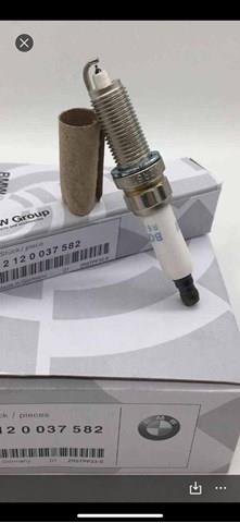 Свічки автомобільні 12120037582 BMW