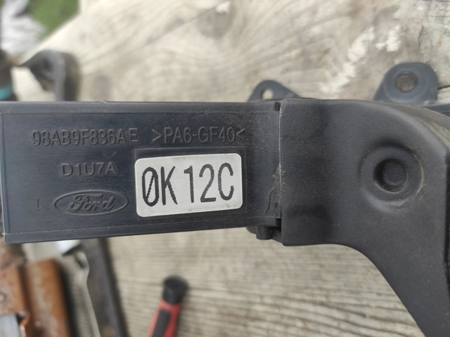 Педаль акселератора 98AB9F836AE FORD