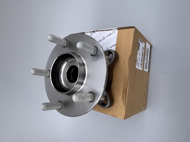 Колеса і маточини DN4E3304XA MAZDA