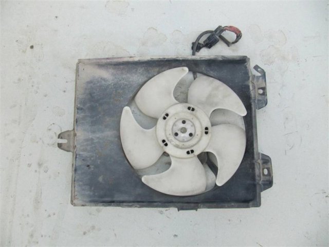 Диффузор вентилятора основного радиатора mitsubishi colt 92-98 MR201374