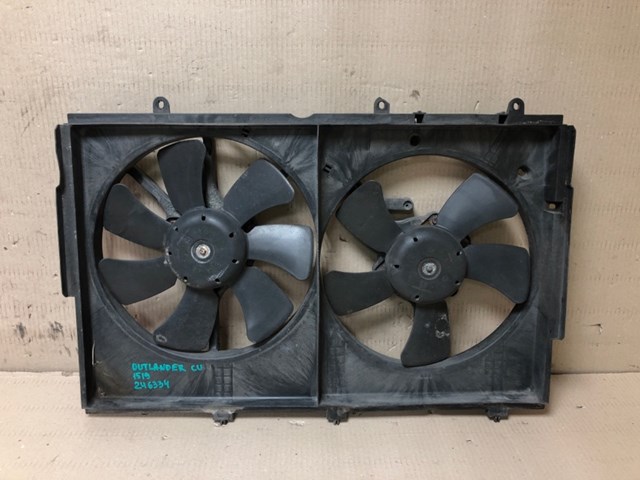 Диффузор вентилятора основного радиатора mitsubishi outlander 03-07 MR993931