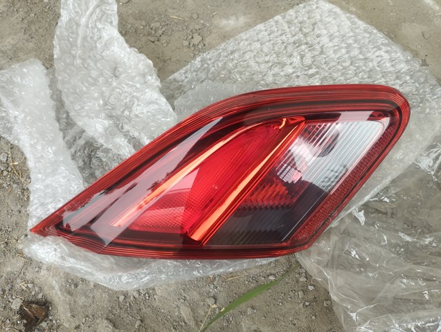 Стоп задній 39012623 OPEL