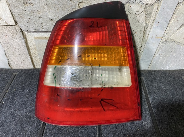 Ліхтар задній лівий Opel Astra G