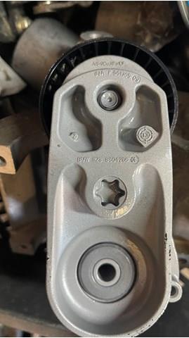 Натяжна планка поліклинового ременя 11288604266 BMW