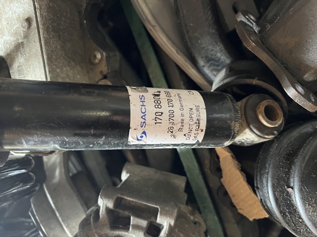 Амортизатор передній 170880 SACHS