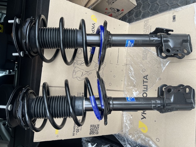 Стійка задня права 4851080577 TOYOTA
