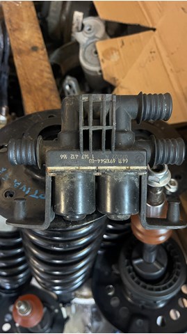Кран системи опалення 64116910544 BMW