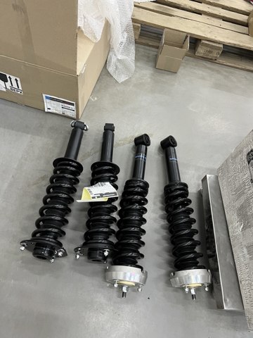 Стойка амортизатора передняя D8976S MONROE