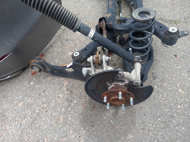 Цапфа поворотна ліва 52215TVAA01 HONDA