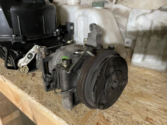 Компресор холодоагенту Субару Легасі 3