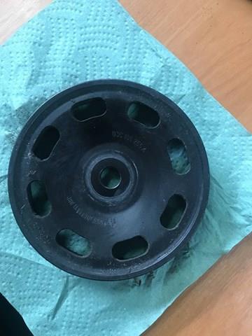 Шків колінчастого вала 03C105255A VAG