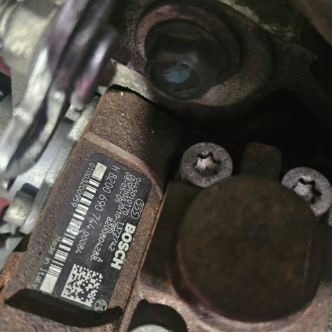 Насос паливний високого тиску 0445010170 NISSAN