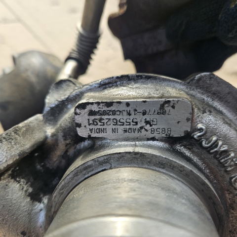 Турбонаддув 55562591 OPEL