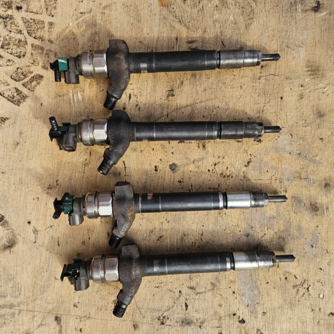 Форсунки електромагнітні 6C1Q9K546AC DENSO