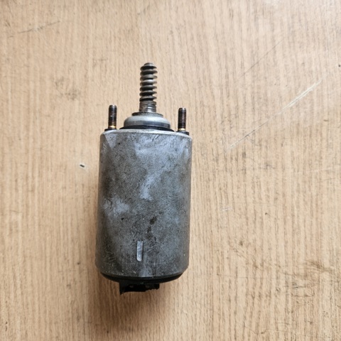 Регулятор холостого ходу системи упорскування палива A2C59515104 BMW