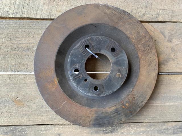 Гальмо дискове переднє 402065NA0A NISSAN