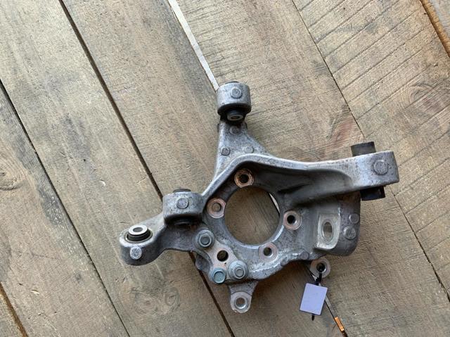 Цапфа поворотного кулака 430195CA0A NISSAN