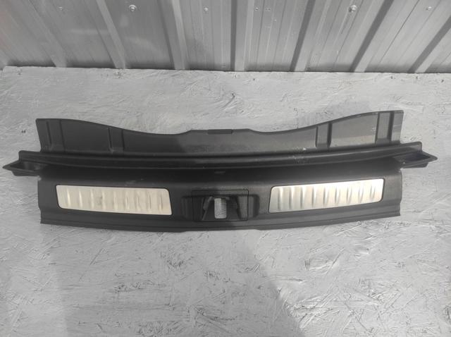 Накладка перегородки 849925DK0A NISSAN