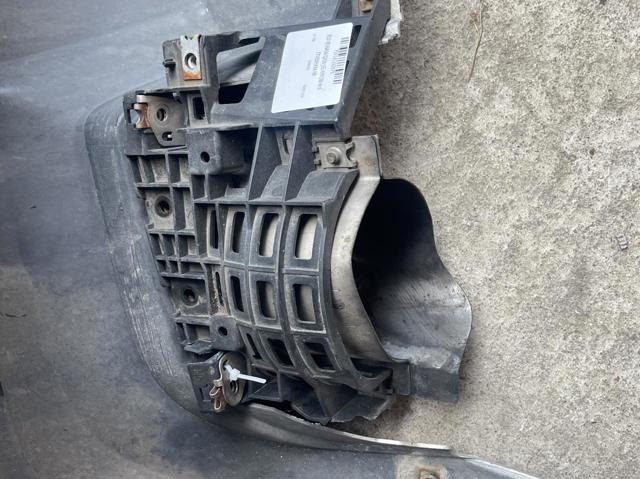 Кронштейн бампера заднього, правий 850185NA0A NISSAN