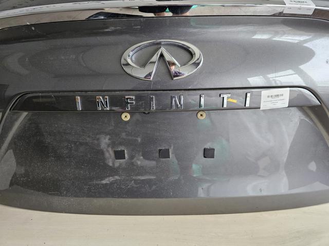 Молдинг кришки багажника 908105NA0A NISSAN