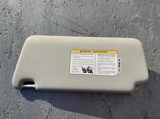Козирок 964005DE1A NISSAN