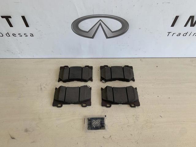 Колодки передні D1060JL00J NISSAN