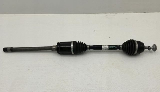 Піввісь передня, права 31608643184 BMW