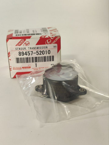 Датчик включення зчеплення 8945752010 TOYOTA