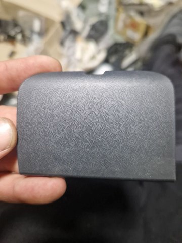 Заглушка бампера буксирувального гака, передня 511806451R RENAULT