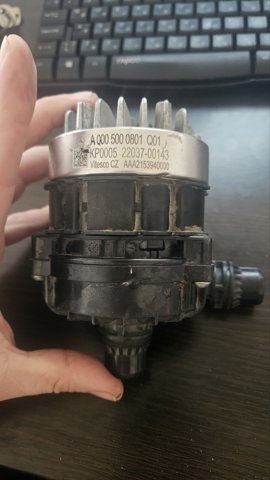 Водяний насос охолодження електро додатковий A0005000801 MERCEDES