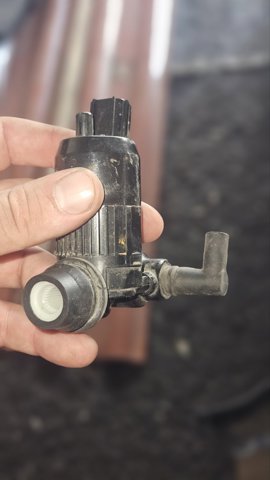 Насос омивача скла переднього DV6117664AA FORD