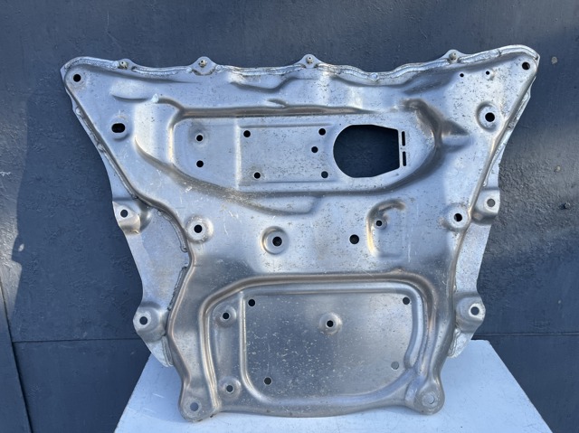 Захист піддона картера двигуна 31106862071 BMW