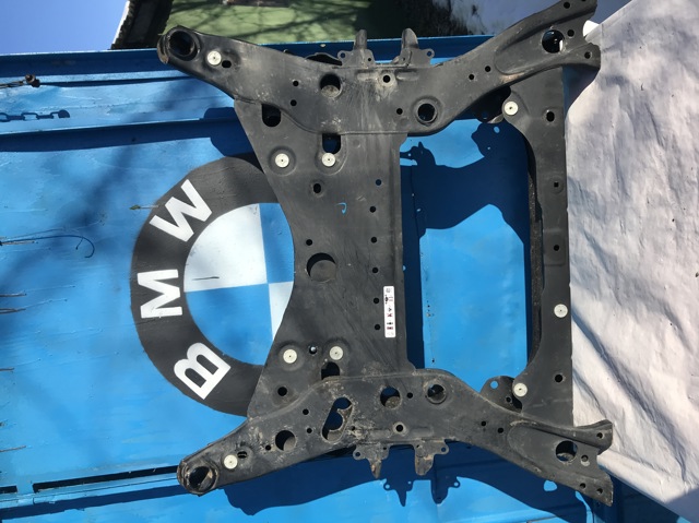 Балка передньої підвіски, підрамник 31106891262 BMW