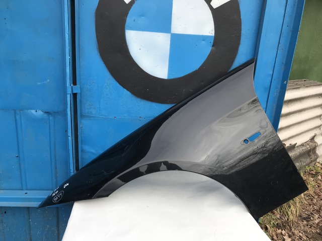 Переднє ліве крило 41355A55AF3 BMW