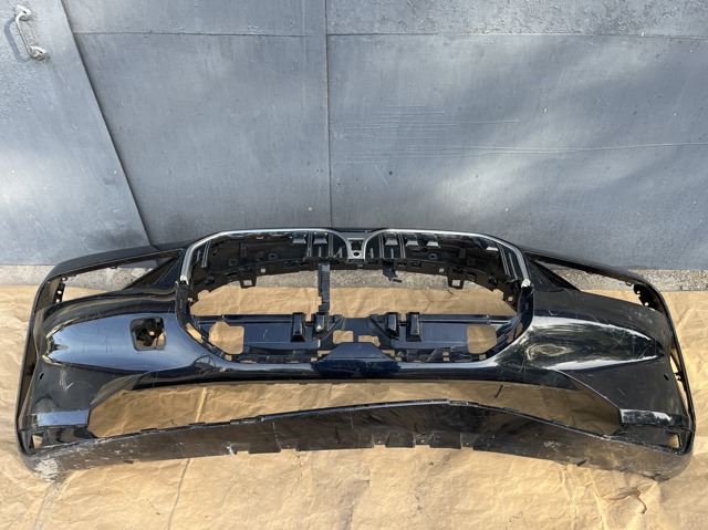 Кожух бампера переднього 51115A52CF2 BMW