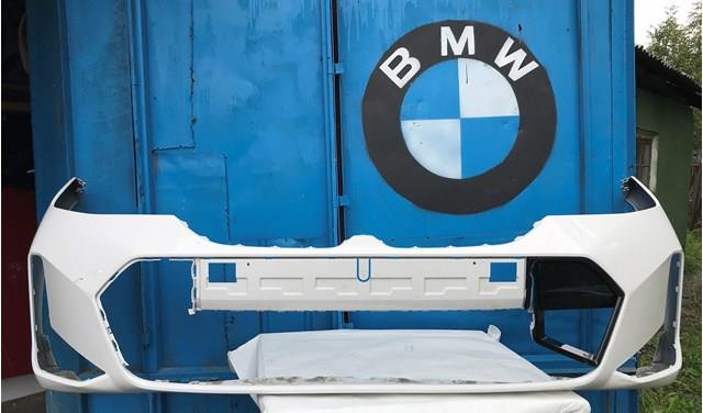 Бампер на авто 51115A69619 BMW