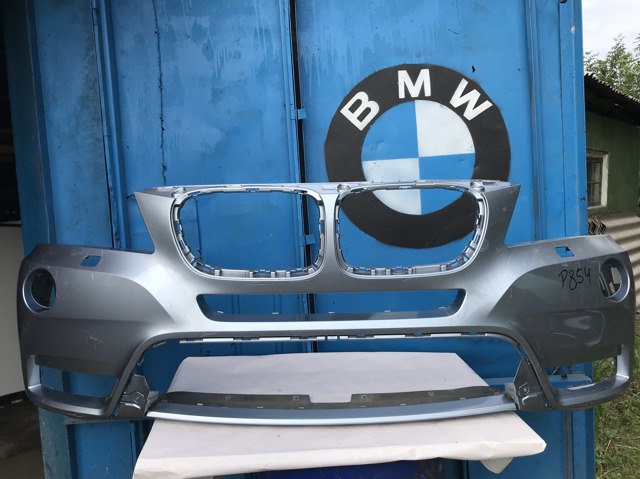 Кожух бампера переднього 51117261188 BMW
