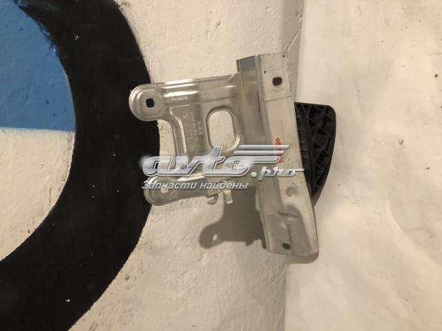 Кронштейн абсорбера переднього бампера 51117266193 BMW