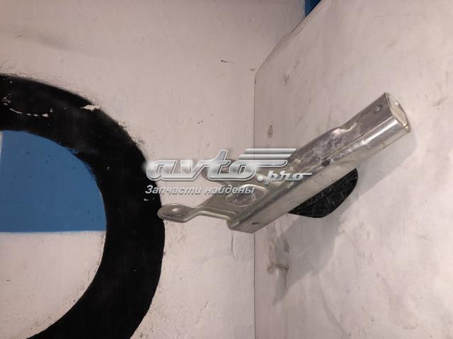 Кронштейн підсилювача переднього бампера 51117289910 BMW