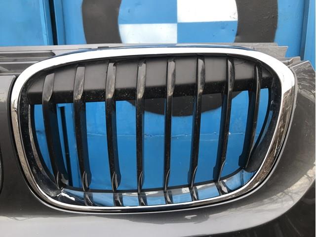Решітка радіатора ліва 51117383363 BMW