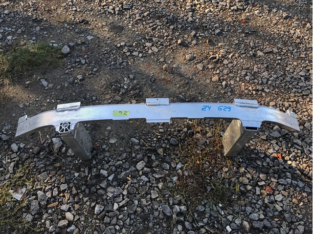 Буфер бампера переднього 51117436846 BMW