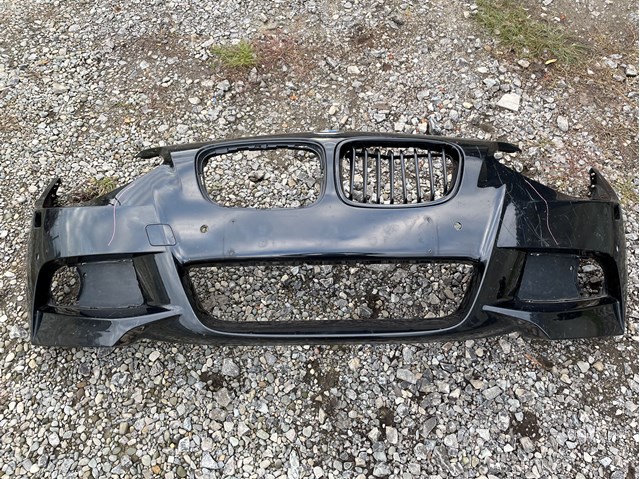 Бампер передній 51118053808 BMW