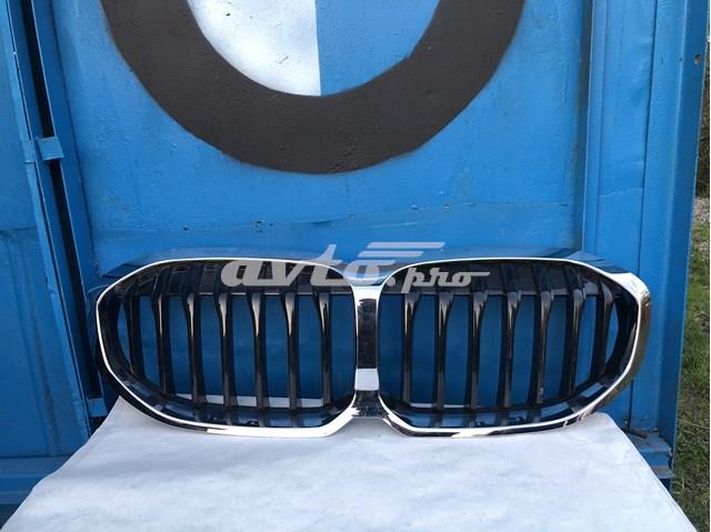Решітка радіатора 51137450957 BMW